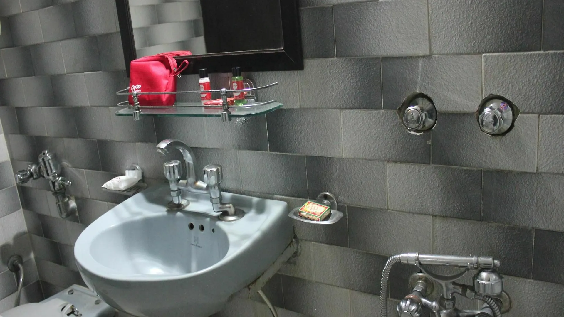 Oyo 518 Hotel Sundeep Inn India